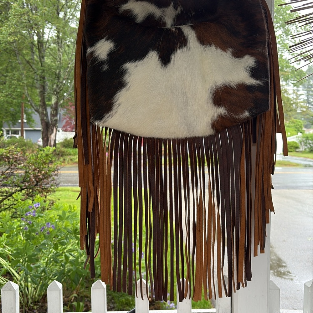 😍 Stunning authentic Cowhide Fringed Bag! 😍 - Picture 4 of 14